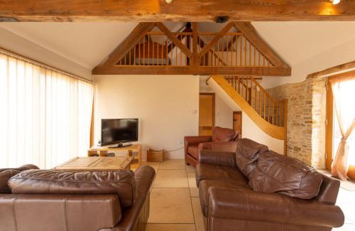 Bourton Casa | The Oaks - Ash Farm Cotswolds