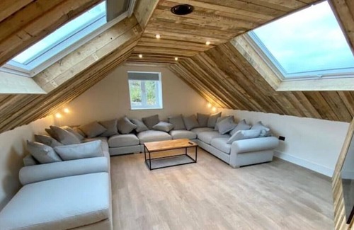 Durley Casa | The Oaks Barns with Hot Tubs