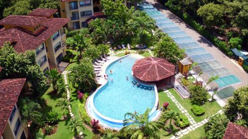 Tamarindo Apartamento | The Oaks Tamarindo Pool Front Condominiums fast wifi
