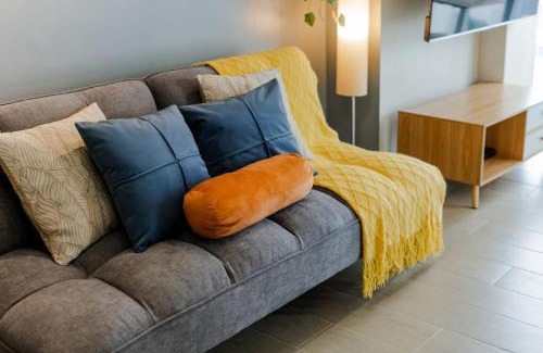Bagumbayan Casa | The Oasis 1 BR with Pool Sauna Gym and More