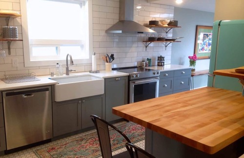 Walla Walla Casa | The Oasis Downtown 3 BR with Pool