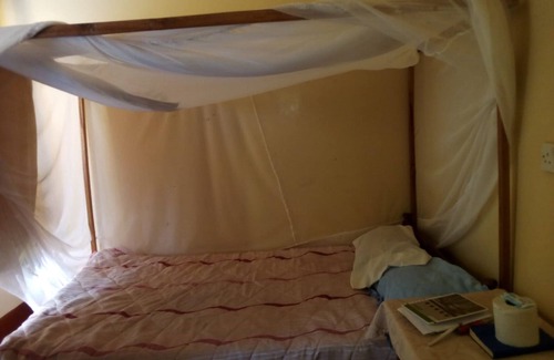 Makindu Hotel | The Oasis Hotel