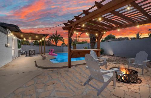 Tempe Casa | The Oasis in Tempe with Heated Pool and Arcade