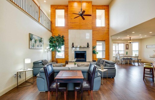 Westminster Casa | The Oasis Ranch 20-Acre Ranch in Whitewright!