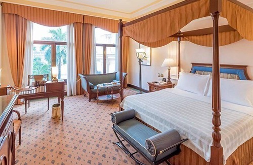 Dharmatala Hotel | The Oberoi Grand, Kolkata