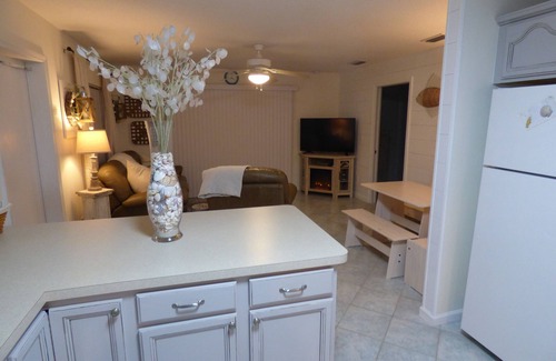 Painters Hill Casa | The Ocean is Your Backyard - Entire House on Ocean
