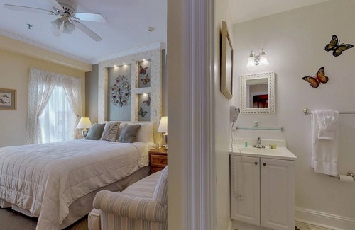 Ocean Grove Hotel | The Ocean Plaza