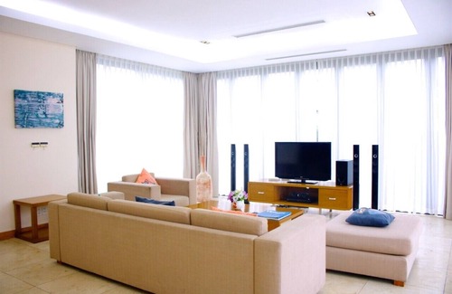 Dich Vong Hau Villa | El Ocean Villas Da Nang