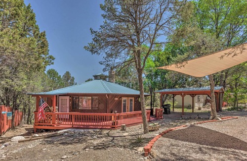 Ruidoso Downs Casa | The Octagon - Home Away From Home - Near the Race Track!