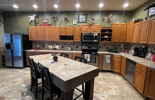 Venice Casa | The OffCall Spacious 4-bedroom home away from home in the heart of venice La