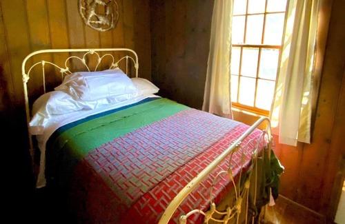 Ojai Otro | The Ojai Cowboy Cabin at Rancho Grande