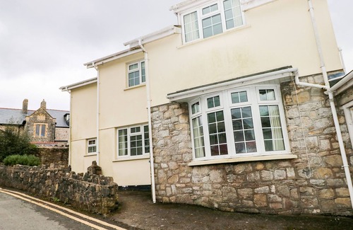 Vale of Glamorgan Cabaña | The Old Bakehouse, LLANTWIT MAYOR