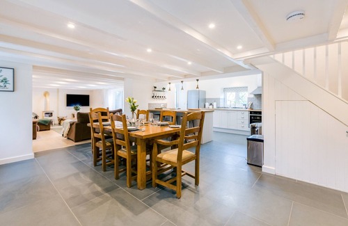 Delabole Cabaña | THE OLD BAKEHOUSE - WITHIN THE HELLAND BARTON FARM COLLECTION in Delabole