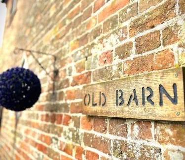 West Parley Casa | The Old Barn - Bramble Farm Cottages