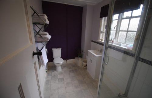 Cricklade Hotel | The Old Bear Inn