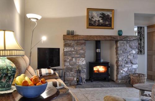 Crynant Casa | The Old Byre