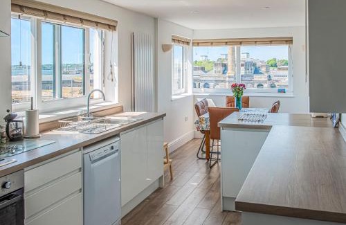 Plymouth Casa | The Old Canoe Club