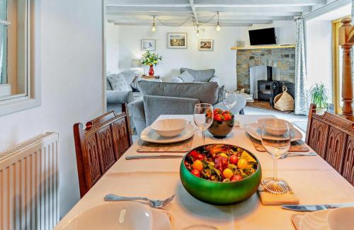 Caio Casa | The Old Cart House - Crugybar