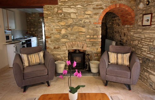 Whitland Cabaña | The Old Coach House - Capacidad para 2 adultos, 4 niños + 1 bebé