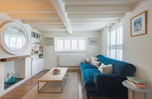 Deal Casa | The Old Cottage
