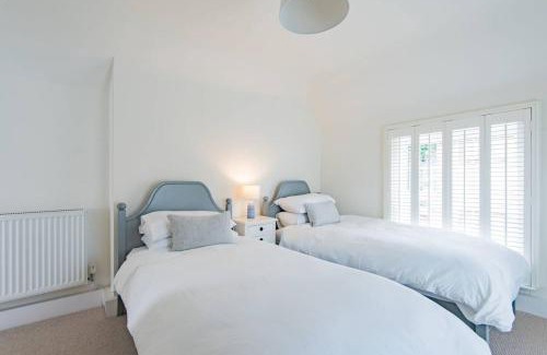 Deal Casa | The Old Cottage