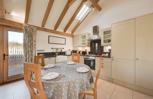 Stone in Oxney Casa | The Old Cowshed - Dos Habitaciones Casa, Capacidad 4