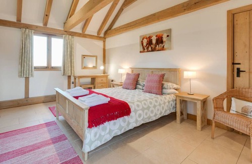 Stone in Oxney Casa | The Old Cowshed in the beautiful Tenterden