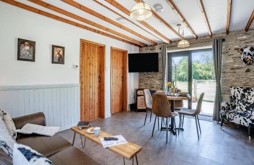 Cribyn Casa | The Old Cowsheds 4 - Daniel Ddu - Uk49789