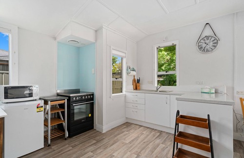 Lowburn Casa | The Old Cromwell- Cromwell Holiday Home