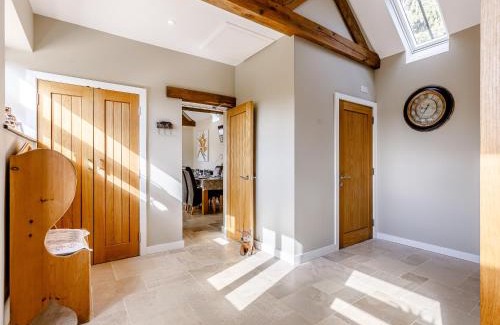 Shipton under Wychwood Casa | The Old Dairy