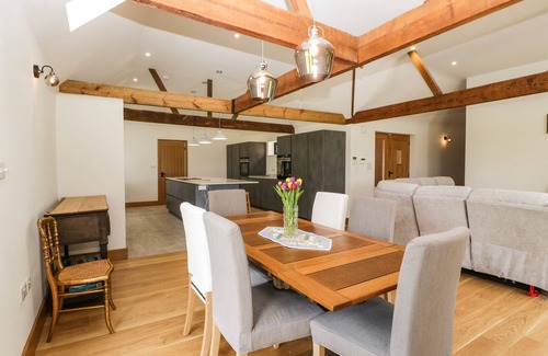 Wokingham Cabaña | THE OLD DAIRY, luxury holiday cottage in Finchampstead