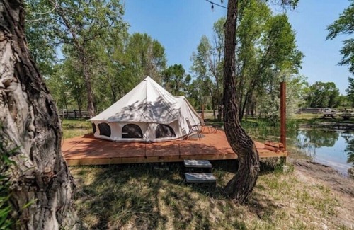 Idaho Falls Alquiler De RV | The Old Faithful Glamping YURT in Ririe Idaho
