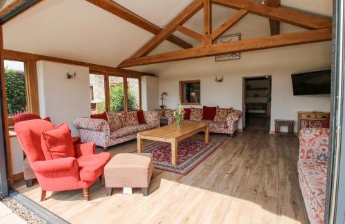 Acton Scott Casa | The Old Farmhouse
