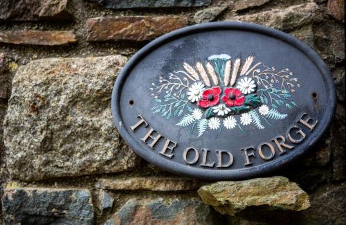 Brecqhou Cama Y Desayuno | The Old Forge B&B