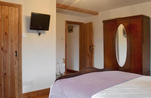 Thornton Rust Casa | The Old Goat House