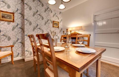 Hawes Casa | The Old Grammar School
