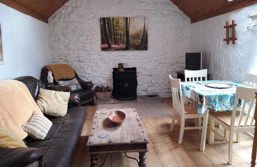 Jamestown Casa | The Old Granary at Little River