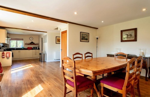 Freefolk Casa | The Old Granary by Interhome