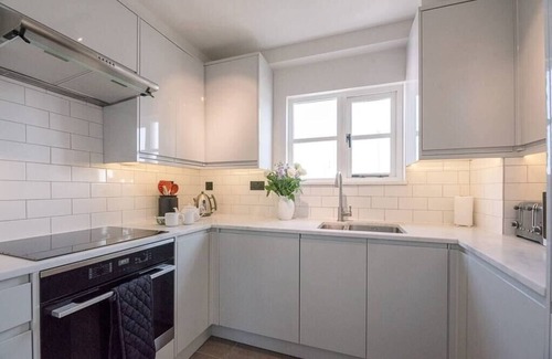 Martlesham Heath Casa | The Old Granary Cottage, Woodbridge Tide Mill