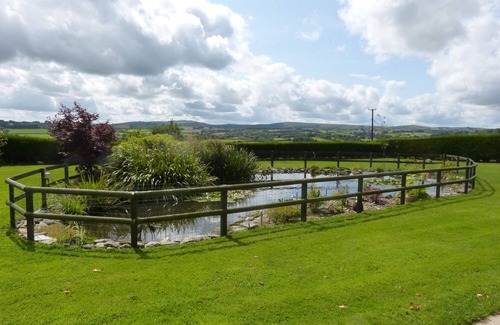 Launceston Cabaña | The Old Granary