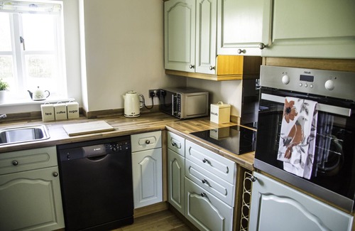 Low Catton Cabaña | The Old Granary - Holiday Cottage