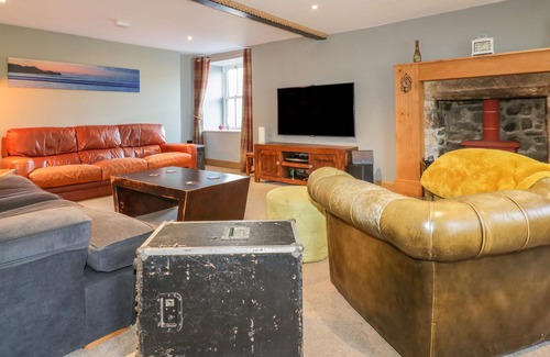 St. Stephen Casa | The Old King's Arms, ST STEPHEN