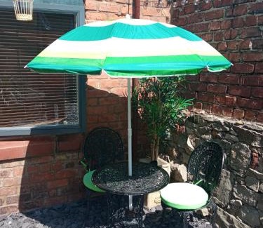 Prestatyn Casa | THE OLD LAUNDRY, Prestatyn, North Wales - a unique little dog-friendly space, a 5 min walk to beach & town!