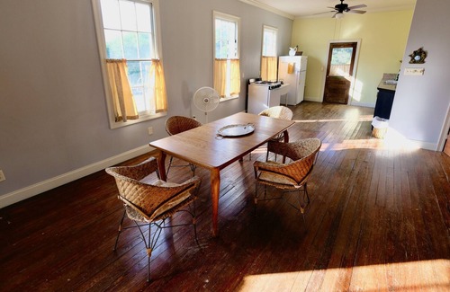 Breaux Bridge Casa | The Old Opera House Downtown Breaux Bridge