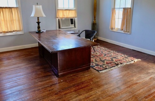 Breaux Bridge Casa | The Old Opera House Downtown Breaux Bridge