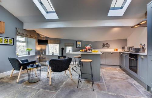 Hawes Casa | The Old Penny Bank