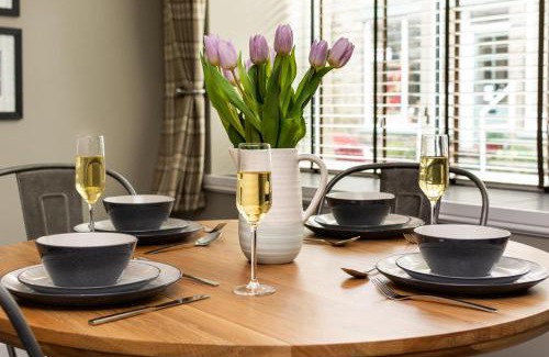 Hawes Casa | The Old Penny Bank