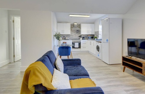 Lower Shelton Apartamento | The Old Post-Office | Close to Amenities | eco-Short Term Let by SILVA