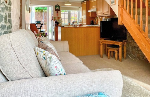 Axbridge Cabaña | The Old Post House Annex - UK50190