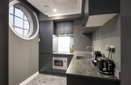 Warrington Apartamento | The Old Post Office by Deuce Hotels